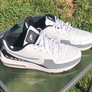 Nike Air Max Sneakers